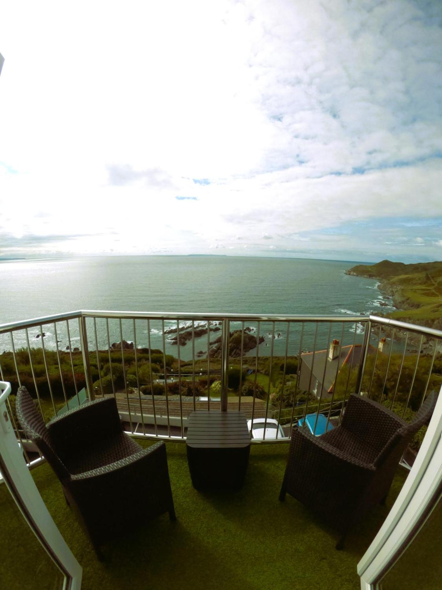 Lundy House Bed and breakfast